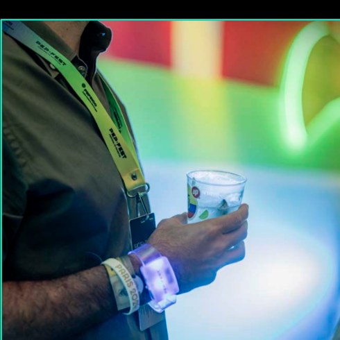 PepsiCo Cancún pulseras LED